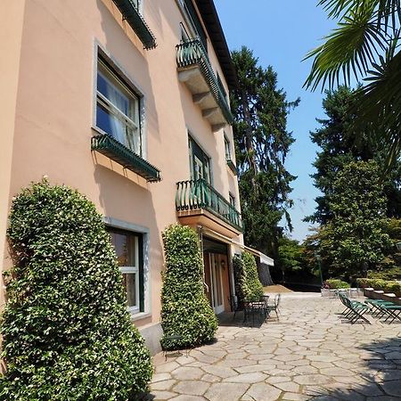 Casa Mondadori Bed and Breakfast Meina Zewnętrze zdjęcie