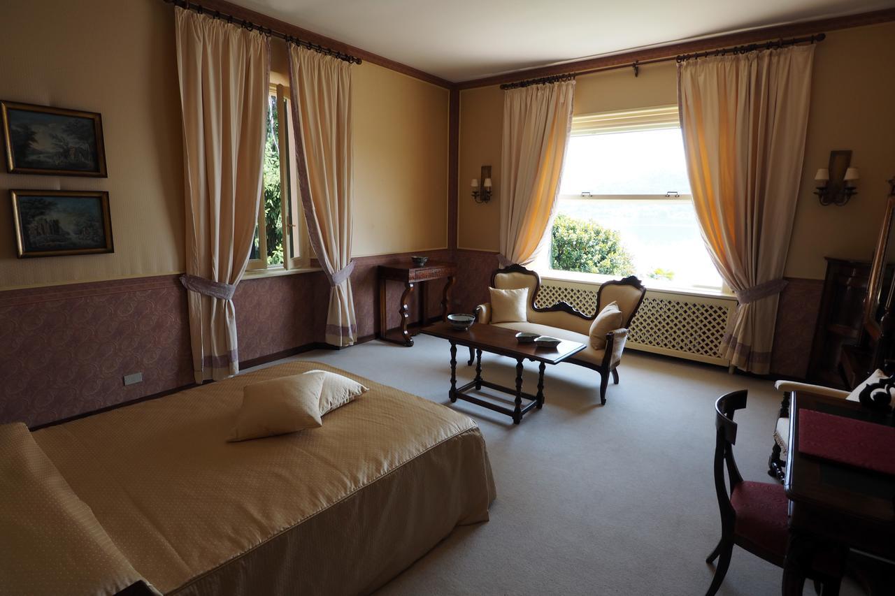 Casa Mondadori Bed and Breakfast Meina Zewnętrze zdjęcie