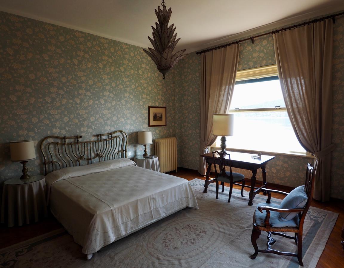 Casa Mondadori Bed and Breakfast Meina Zewnętrze zdjęcie